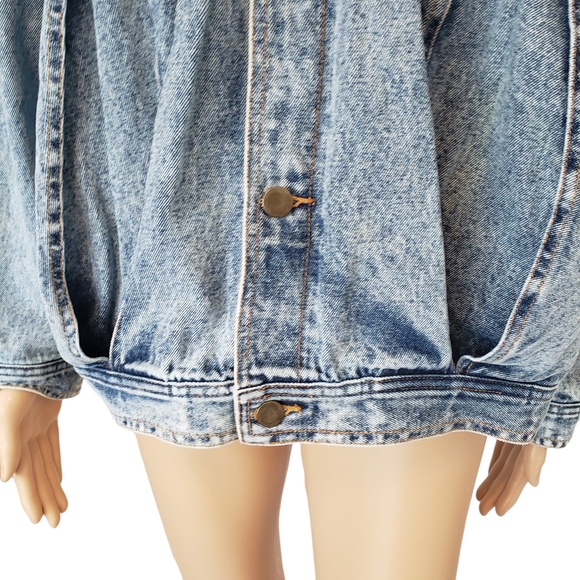 Womens Blue Acid Wash Button Front Flap Pockets Denim Jean Jacket Size 8 - Picture 4 of 16